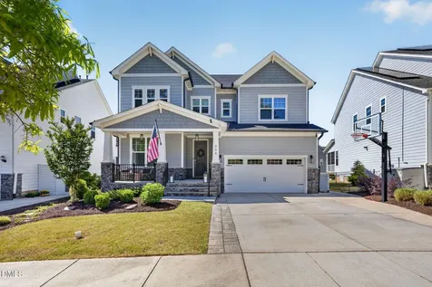 404 Honeyridge Lane Holly Springs NC 27540
