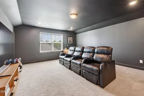 404 Honeyridge Lane Holly Springs NC 27540