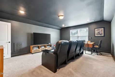 404 Honeyridge Lane Holly Springs NC 27540