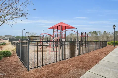 404 Honeyridge Lane Holly Springs NC 27540