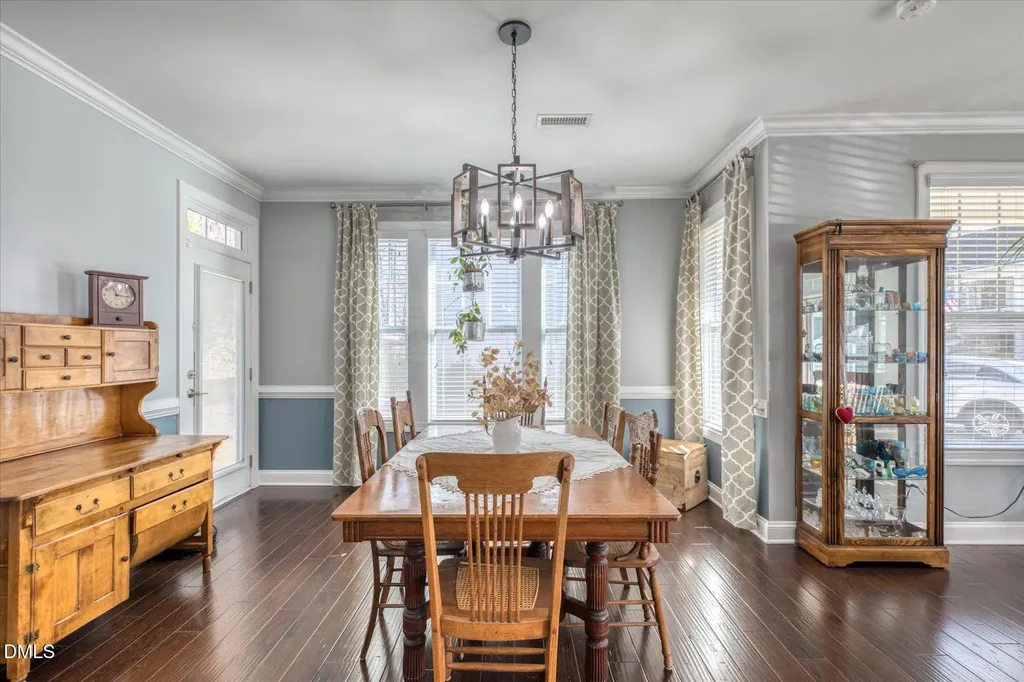 93 Woods Manor Lane Clayton NC 27527