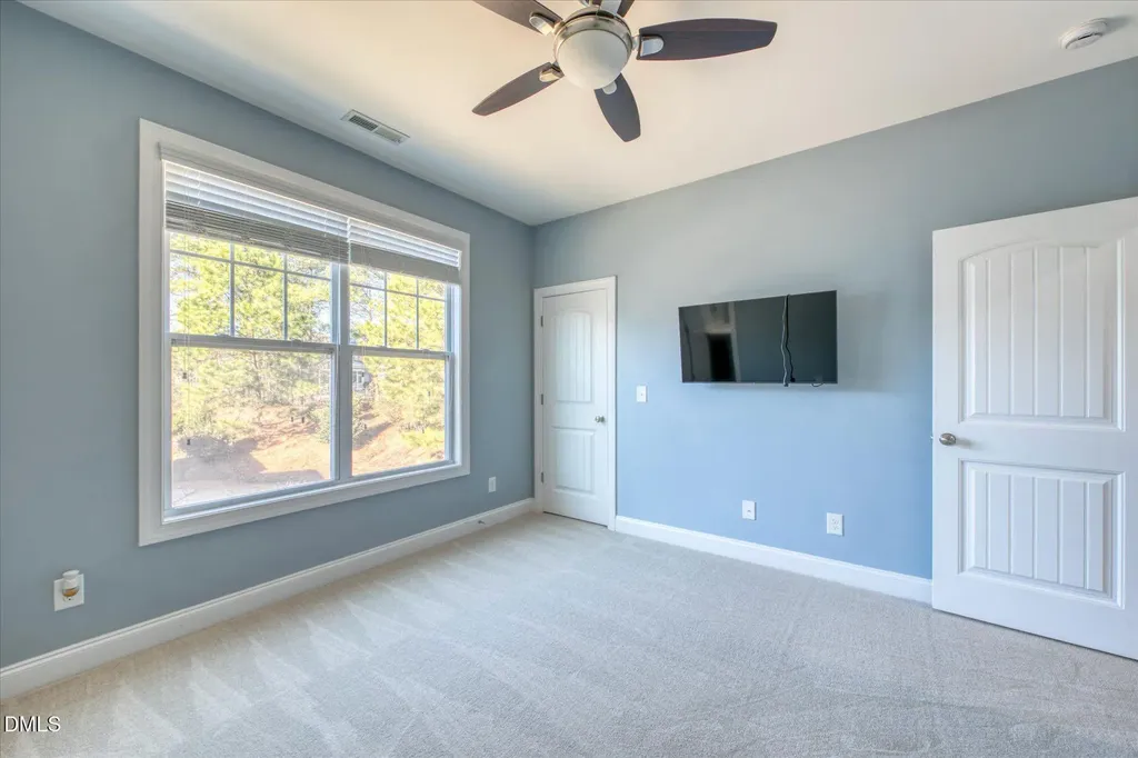 93 Woods Manor Lane Clayton NC 27527