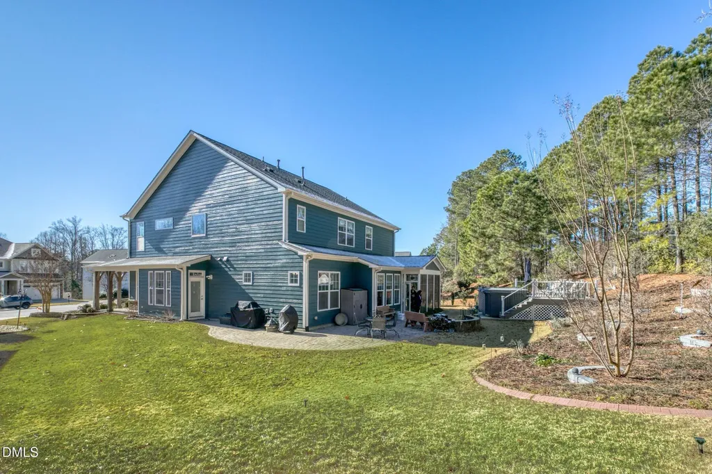 93 Woods Manor Lane Clayton NC 27527