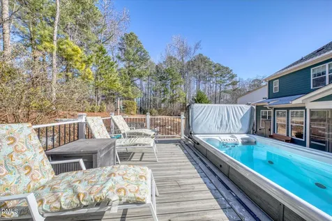 93 Woods Manor Lane Clayton NC 27527