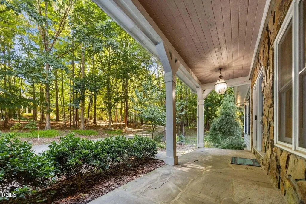 10101 Daviton Court Raleigh NC 27615