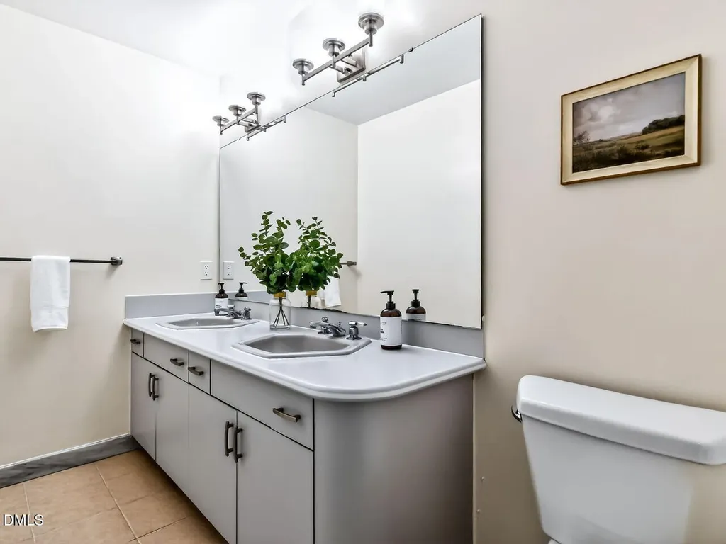 10101 Daviton Court Raleigh NC 27615