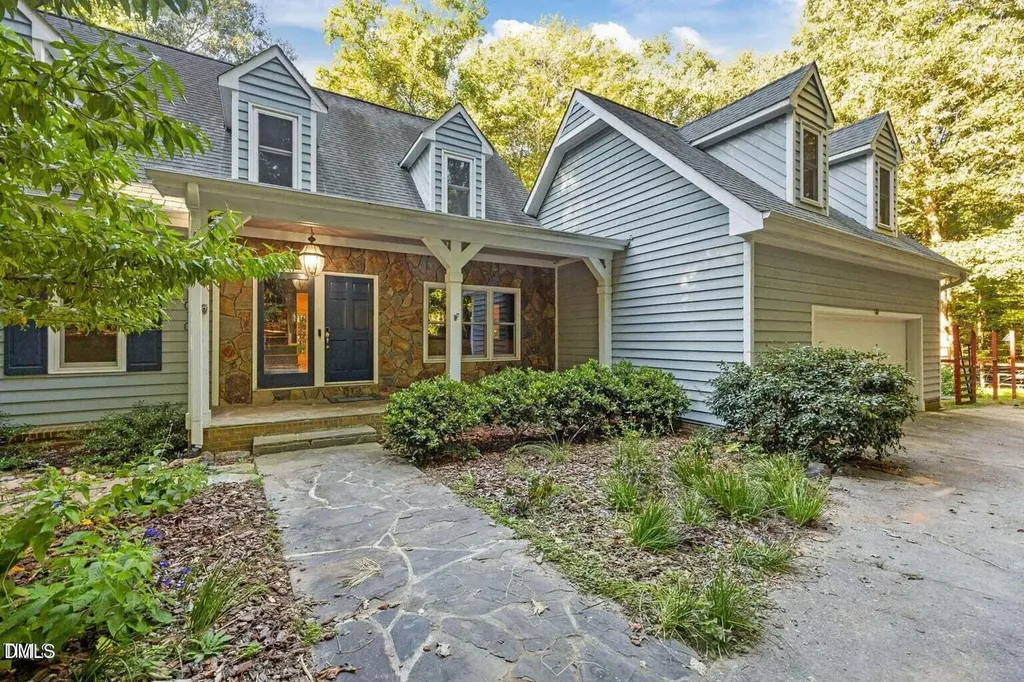 10101 Daviton Court Raleigh NC 27615