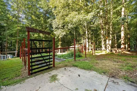 10101 Daviton Court Raleigh NC 27615