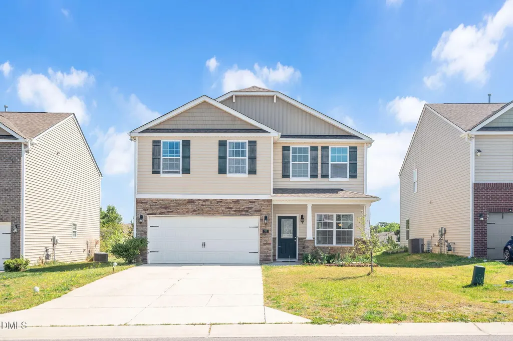 70 Gaillardia Way Clayton NC 27527
