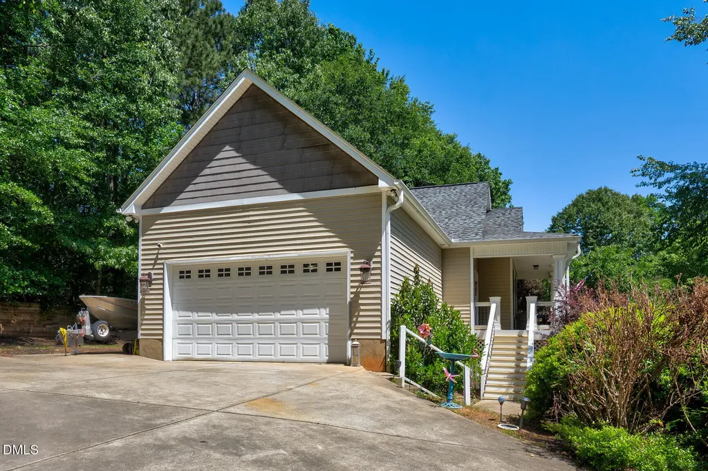1604 Red Brick Road Garner NC 27529
