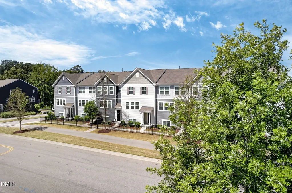 609 Traditions Grande Boulevard Wake Forest NC 27587