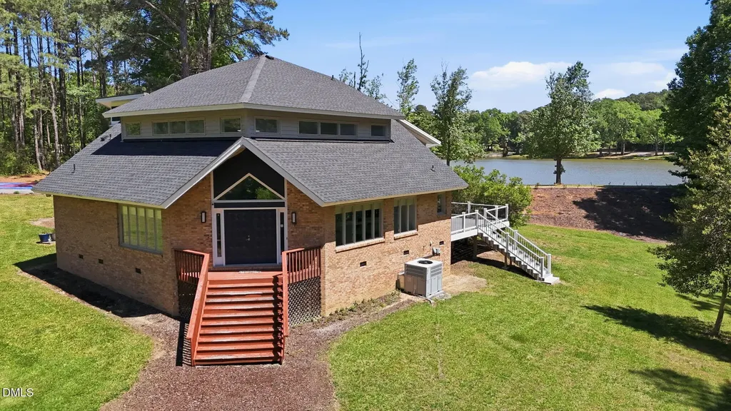 8308 Belgium Drive Raleigh NC 27606