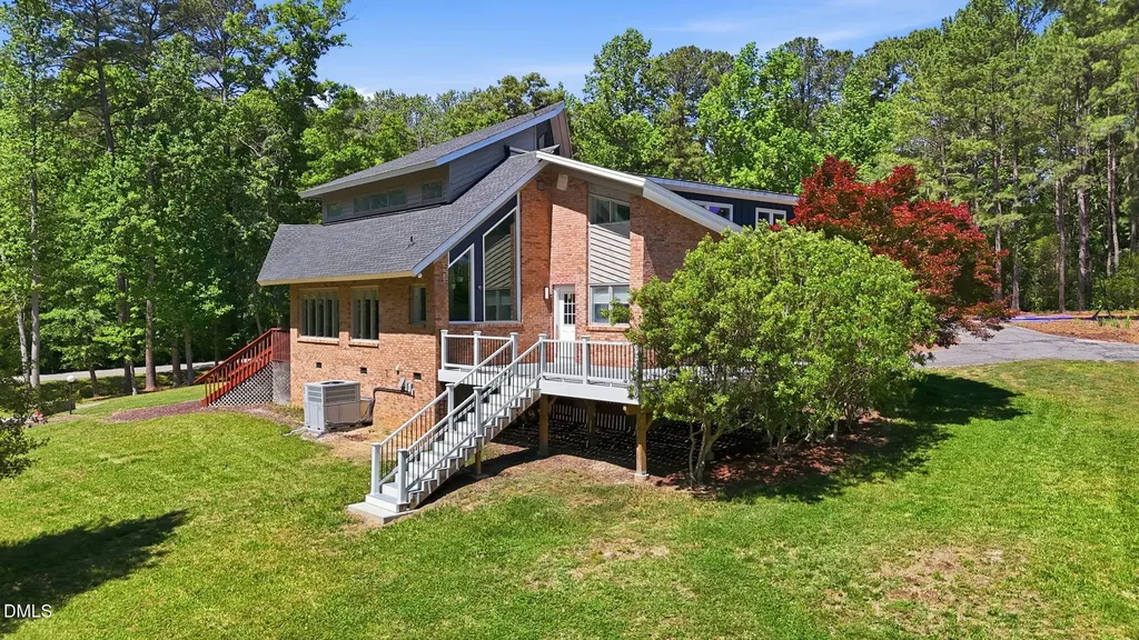 8308 Belgium Drive Raleigh NC 27606