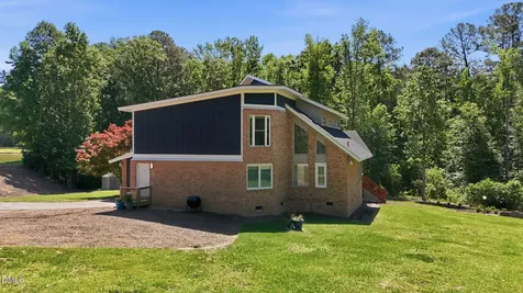 8308 Belgium Drive Raleigh NC 27606