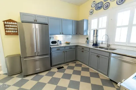 115 W Franklin Street Youngsville NC 27596