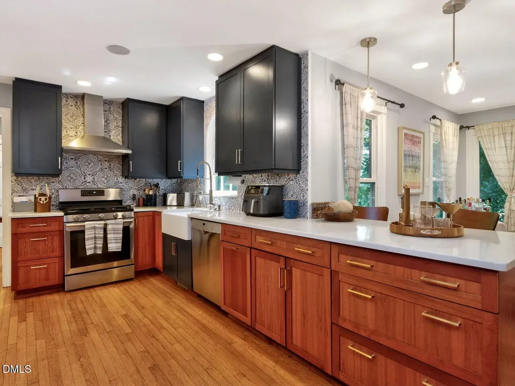 6004 Tarnhour Court Raleigh NC 27612