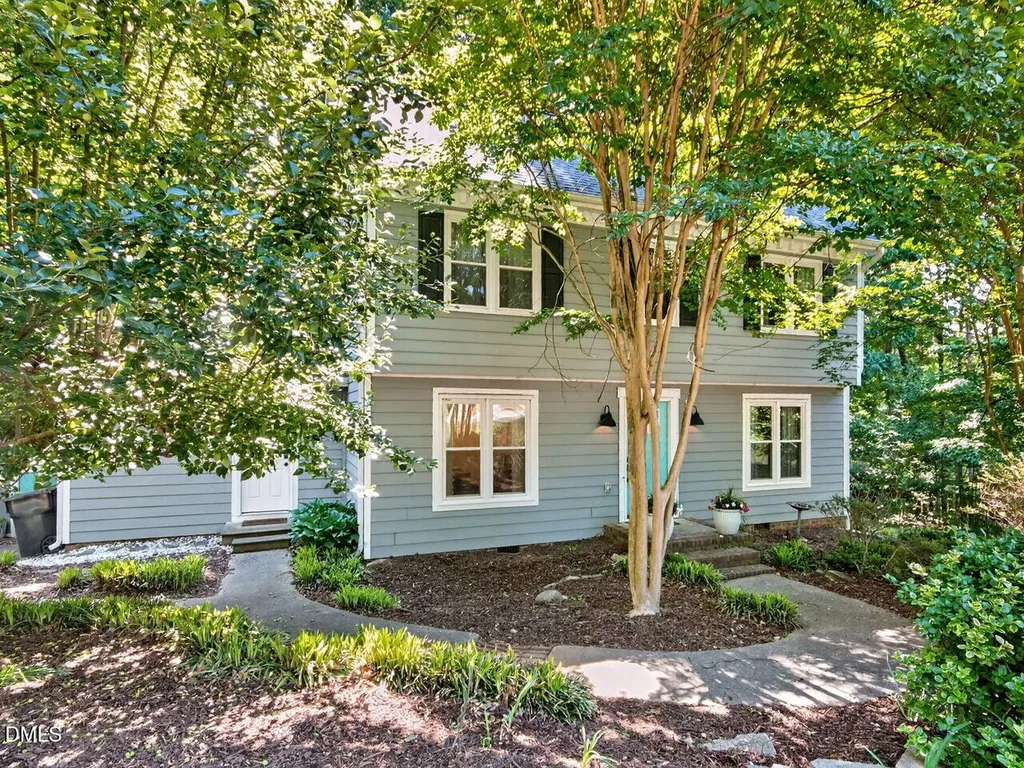 6004 Tarnhour Court Raleigh NC 27612