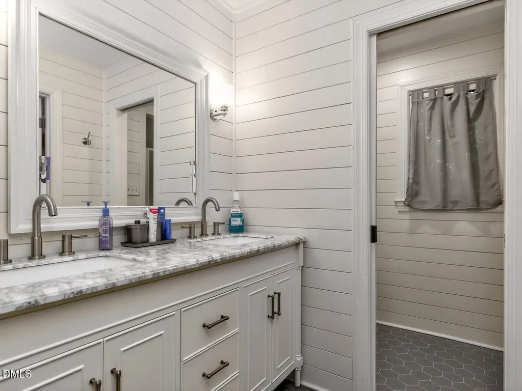 6004 Tarnhour Court Raleigh NC 27612