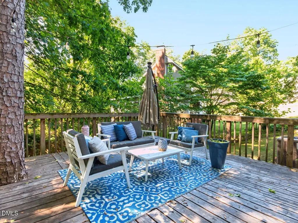 6004 Tarnhour Court Raleigh NC 27612