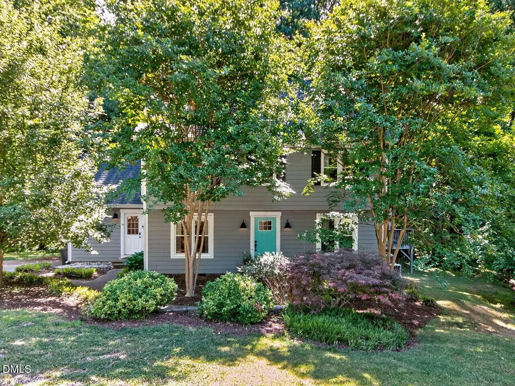 6004 Tarnhour Court Raleigh NC 27612