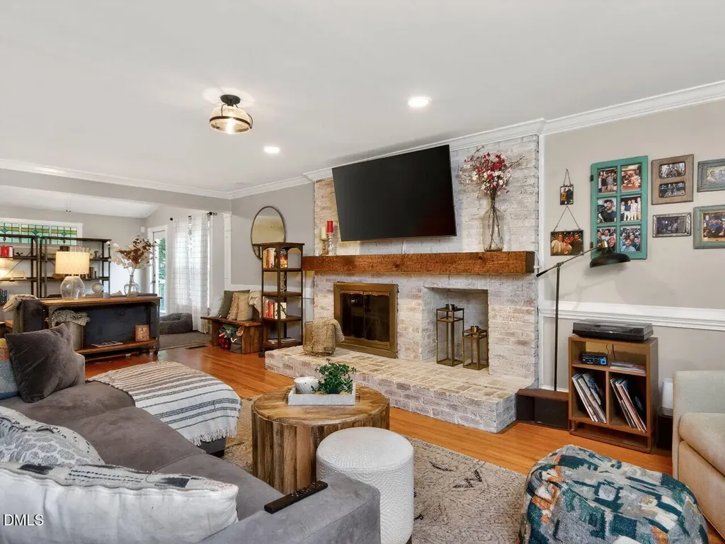 6004 Tarnhour Court Raleigh NC 27612