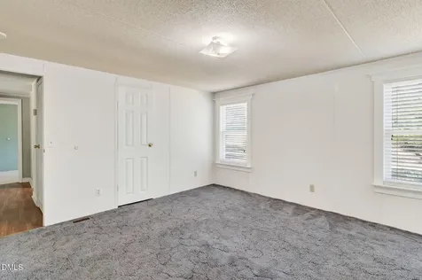 3226 Eldridge Road Newton Grove NC 28366
