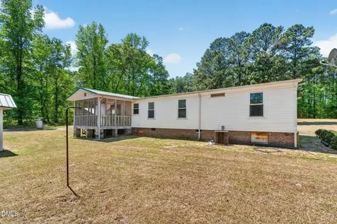3226 Eldridge Road Newton Grove NC 28366