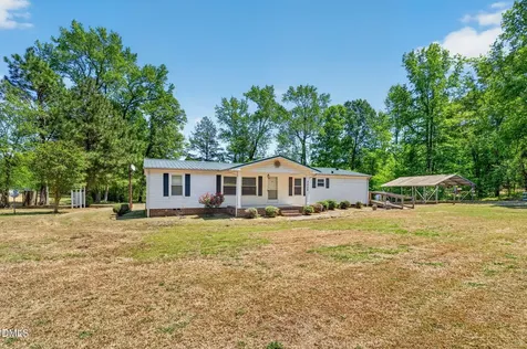 3226 Eldridge Road Newton Grove NC 28366