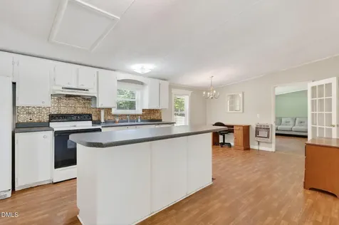 3226 Eldridge Road Newton Grove NC 28366