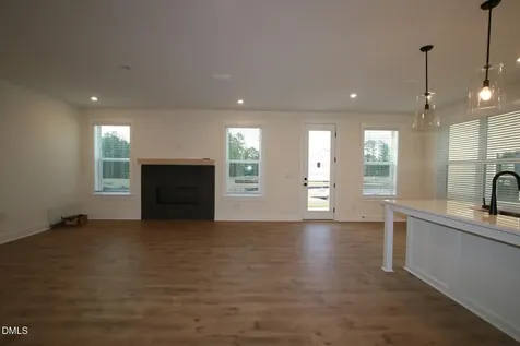 2492 Vetrina Way Apex NC 27502