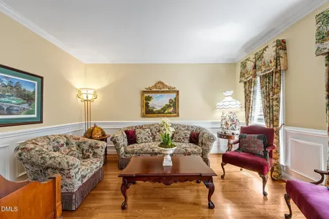 736 Meadowood Drive Burlington NC 27215