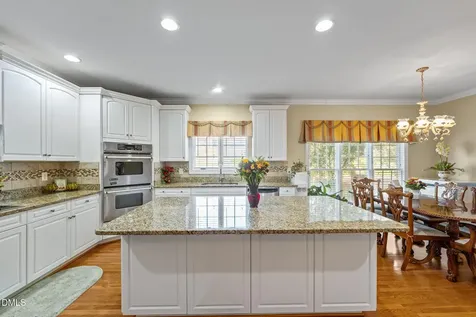 736 Meadowood Drive Burlington NC 27215
