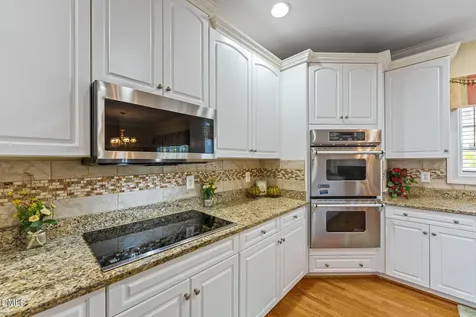 736 Meadowood Drive Burlington NC 27215