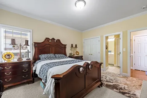 736 Meadowood Drive Burlington NC 27215