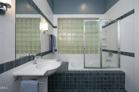146 Lochwood West Drive Cary NC 27518