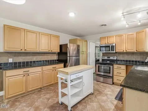 1428 Dixie Trail Raleigh NC 27607