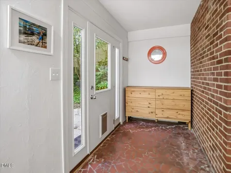 1428 Dixie Trail Raleigh NC 27607