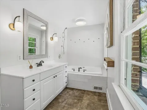 1428 Dixie Trail Raleigh NC 27607