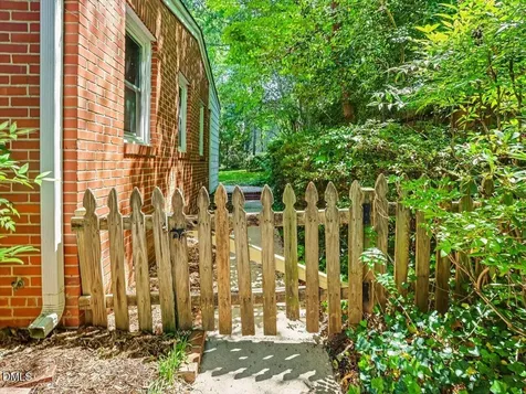 1428 Dixie Trail Raleigh NC 27607