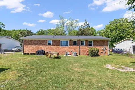 2103 Michael Lane Smithfield NC 27577