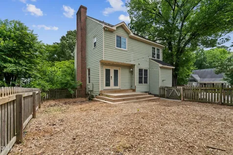 4305 Bartholomew Circle Raleigh NC 27604