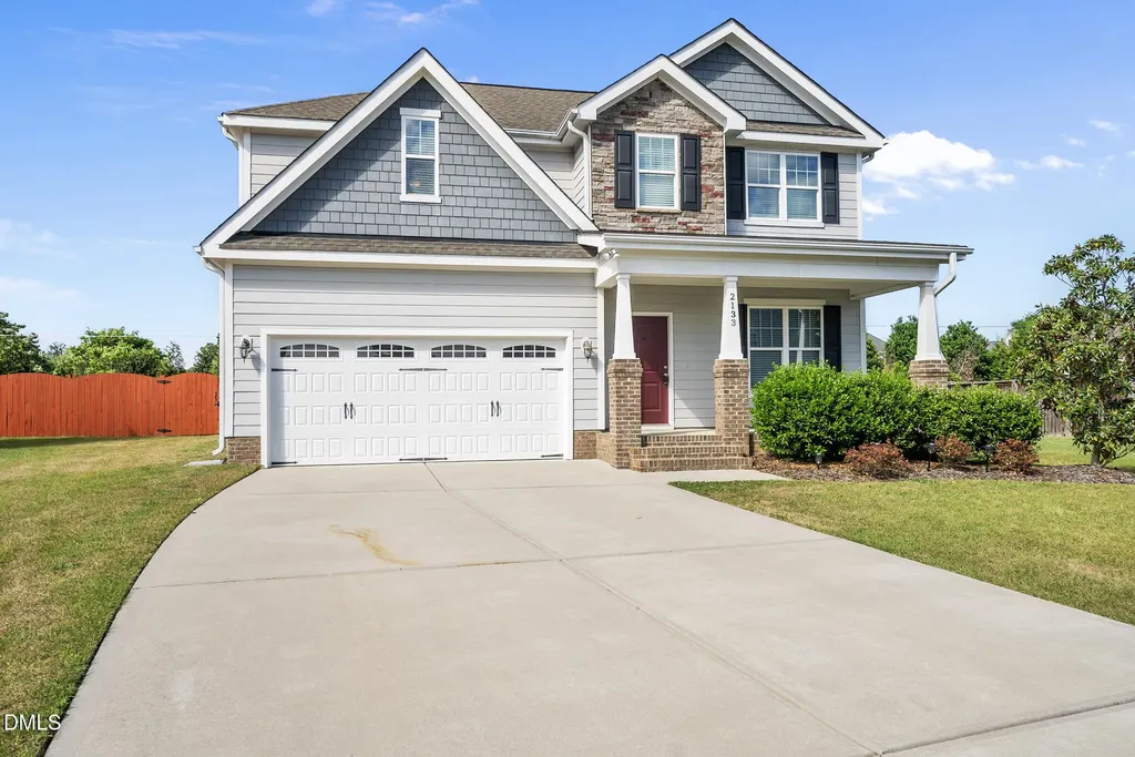 2133 Mills Crest Street Fuquay Varina NC 27526