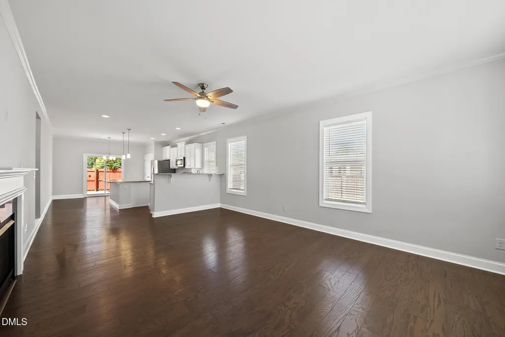 2133 Mills Crest Street Fuquay Varina NC 27526
