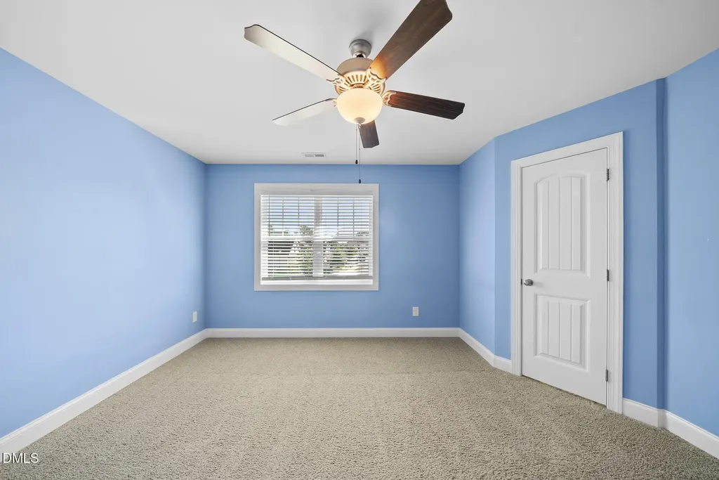 2133 Mills Crest Street Fuquay Varina NC 27526