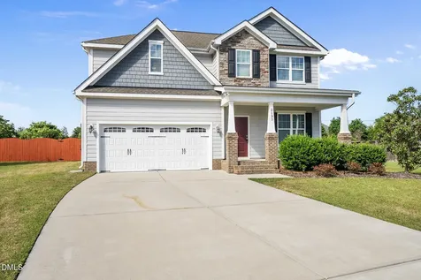 2133 Mills Crest Street Fuquay Varina NC 27526
