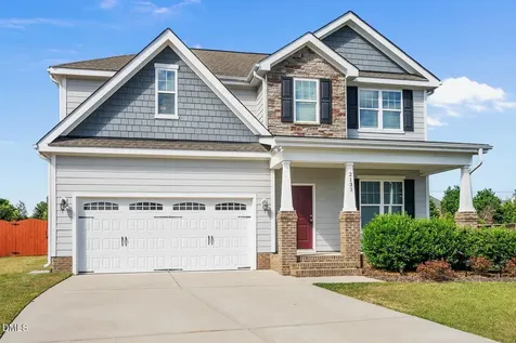 2133 Mills Crest Street Fuquay Varina NC 27526