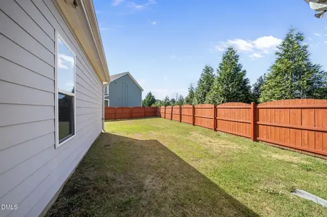 2133 Mills Crest Street Fuquay Varina NC 27526