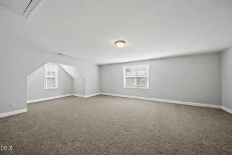 2133 Mills Crest Street Fuquay Varina NC 27526
