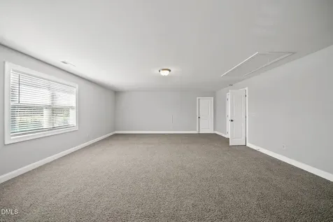 2133 Mills Crest Street Fuquay Varina NC 27526
