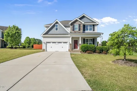 2133 Mills Crest Street Fuquay Varina NC 27526